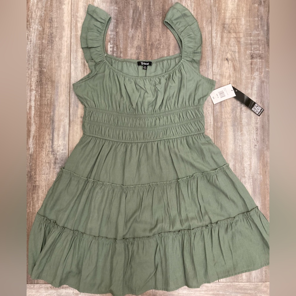 NWT Beautiful fit and flare dress size XL - Picture 3 of 8